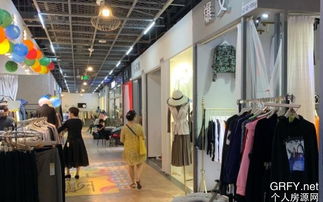 重慶個人房源網與服裝服飾零售 線上平臺與實體經濟的融合趨勢