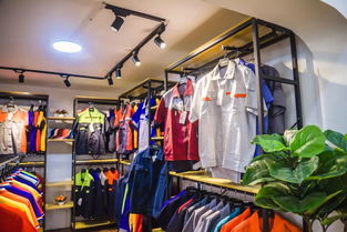 新生校服購買指南 集贊贏校服優(yōu)惠驚喜